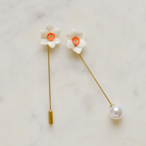 Porcelain White Daffodil Pin Brooch