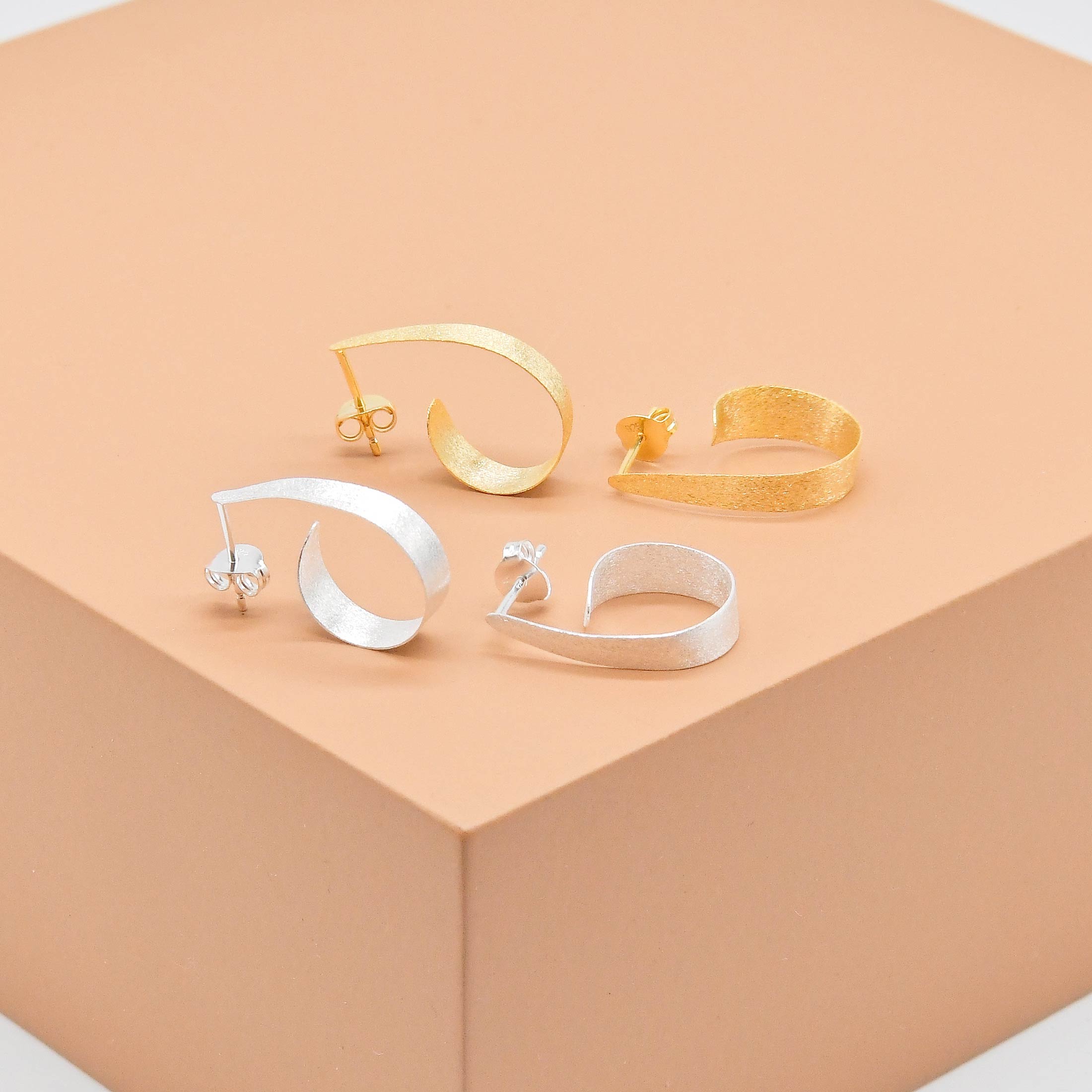 Minimalist Brushed Hoop Earrings - Image 2